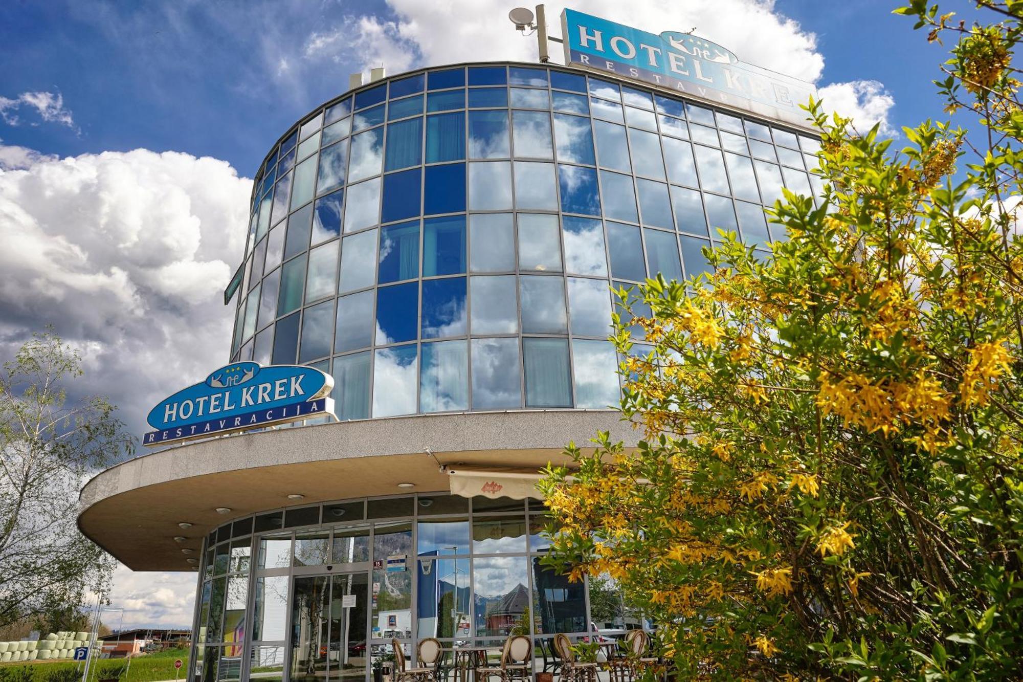 לאסצה Hotel Krek Superior מראה חיצוני תמונה
