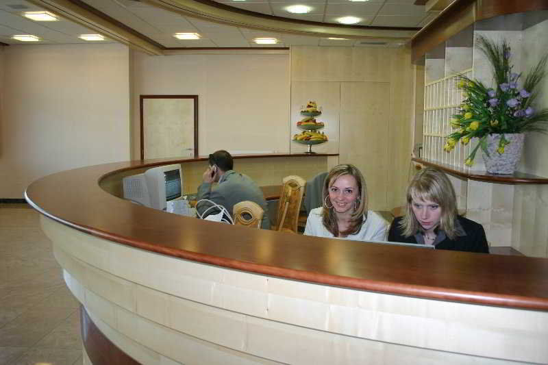 לאסצה Hotel Krek Superior מראה חיצוני תמונה